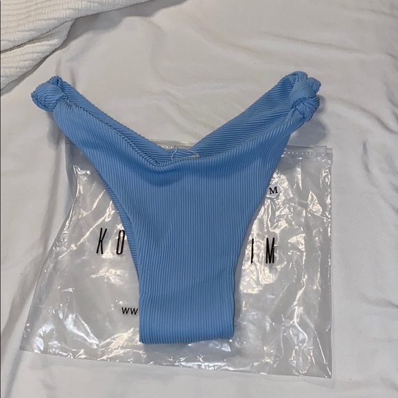 Koana Swim Sydney Knot Ribbed Set - Picture 2 of 2
